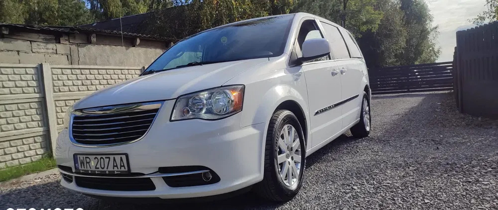 mazowieckie Chrysler Town &amp; Country cena 57900 przebieg: 265000, rok produkcji 2014 z Radom